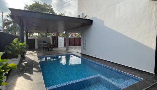 Four-Bedroom Vacation Home