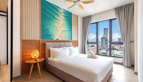Coastal 2BR Suite