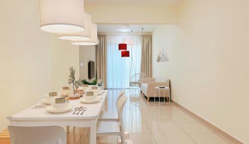 Three-Bedroom Apartment - High Floor