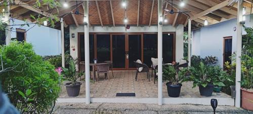 Villa with Garden View