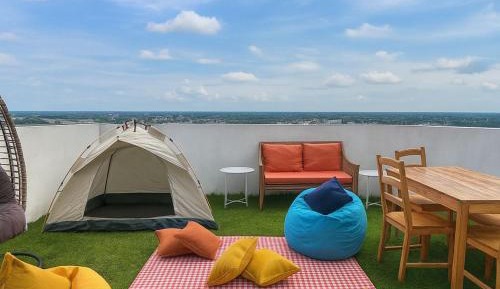 Two-Bedroom Apartment with Balcony and Terrace