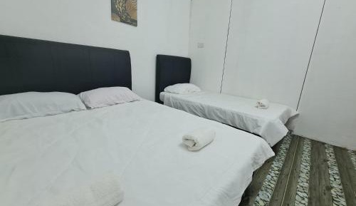 Triple Room with Shared Bathroom