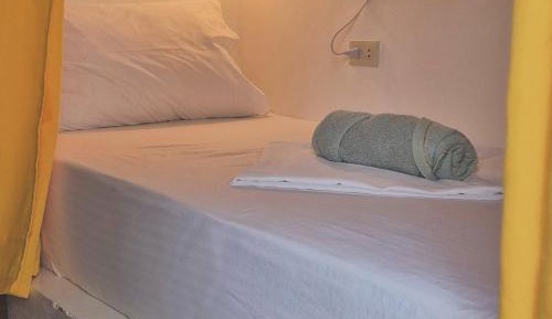 Bed in 8-Bed Mixed Dormitory Room
