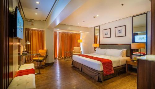 Deluxe King Room