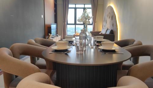 Two-Bedroom Deluxe Apartment