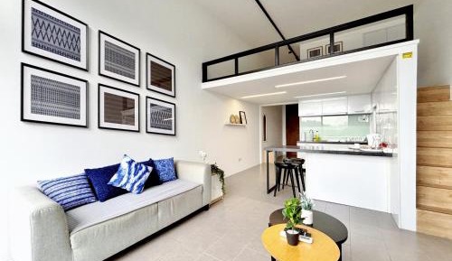Studio with Balcony