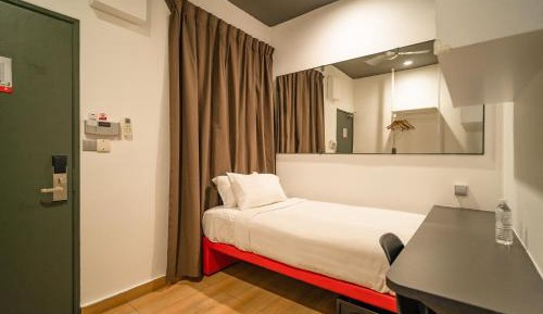 Single Room (Complimentary Scheduled Shuttle Service)