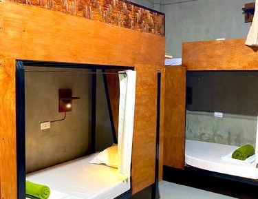 Bunk Bed in Mixed Dormitory Room