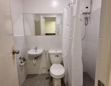 Deluxe Studio