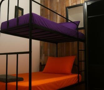Mixed Dormitory Room