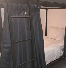 Single Bed in Mixed Dormitory Room