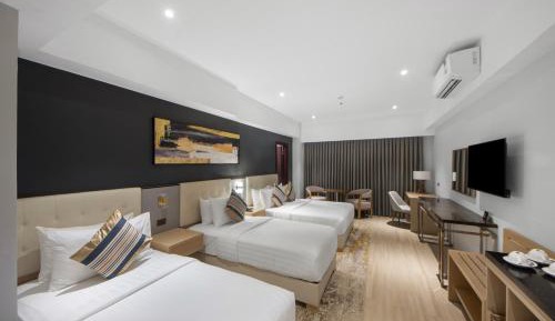 Rose Suite
