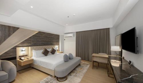 CEO Suite
