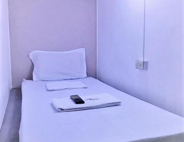 Bunk Bed in Mixed Dormitory Room