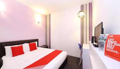 Standard Queen Room
