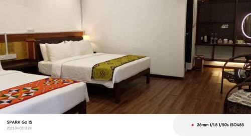 Quadruple Room with Private Bathroom