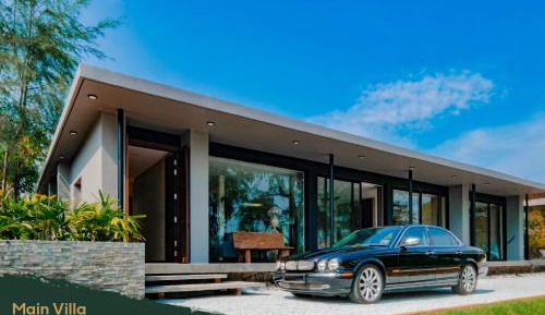 Villa with Sea View