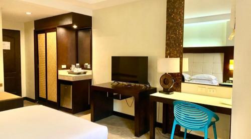 Deluxe Triple Room