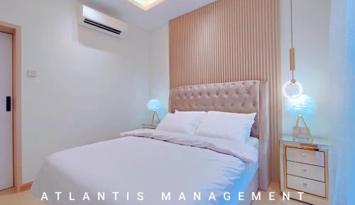 Deluxe Queen Suite