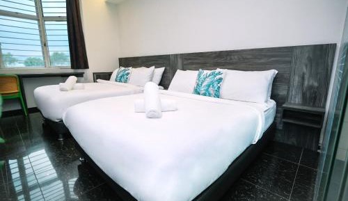Deluxe Family Room