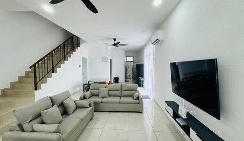 Four-Bedroom Vacation Home