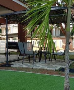 Villa with Garden View