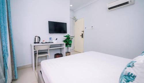 Deluxe Queen Room