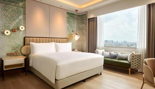 Premium King Suite