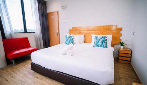 Deluxe King Room
