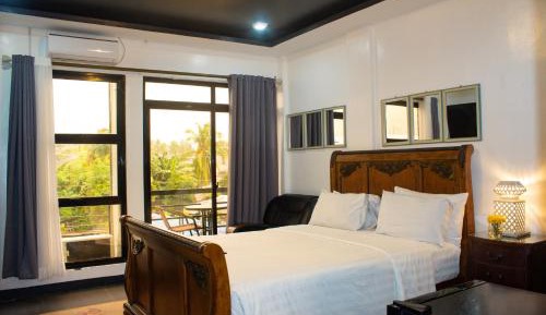 Suite with Balcony