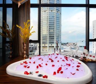 Darling Suite