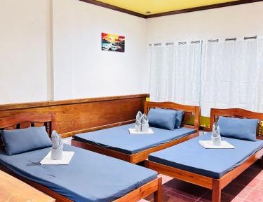 Quadruple Room with Balcony