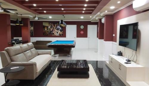 Penthouse Apartment