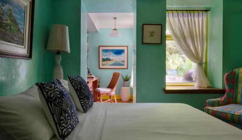 Queen Room