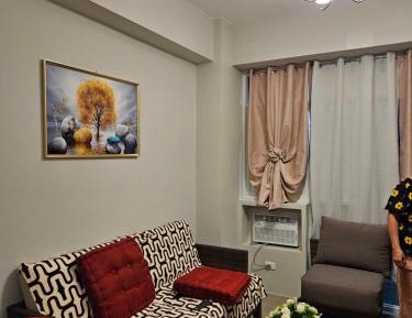 Deluxe Queen Suite