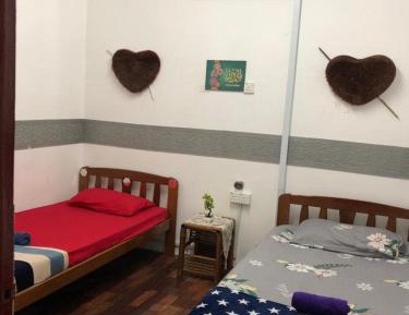 Standard Twin Room with Shared Bathroom