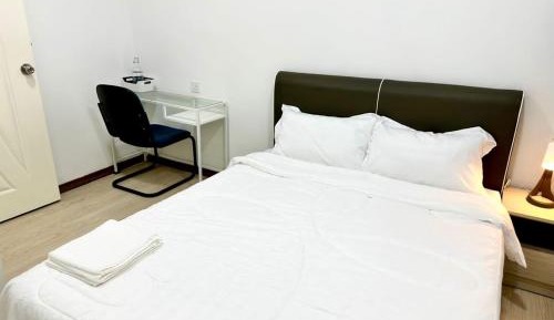 Double Room with Shared Bathroom