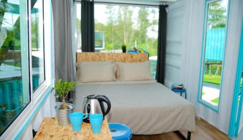 Medium Room