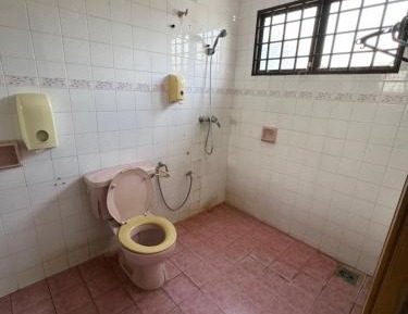 Economy Triple Room