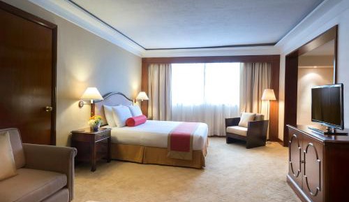 Deluxe Suite with Sea View