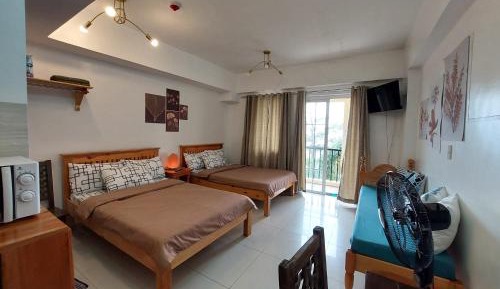 Deluxe Studio