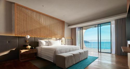 PARKROYAL Suite