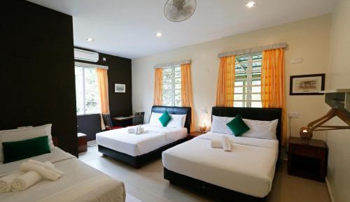 Deluxe Quadruple Room
