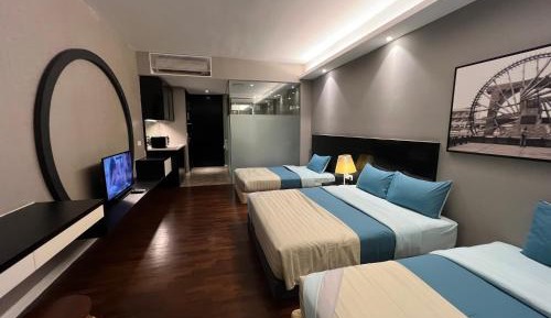 Studio with Balcony
