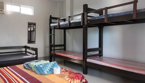 6-Bed Mixed Dormitory Room