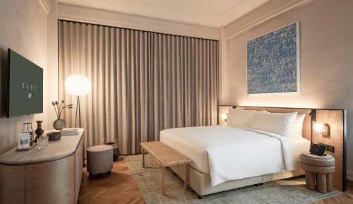 Mantra Room
