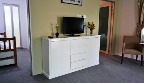Superior Triple Room with Garden View