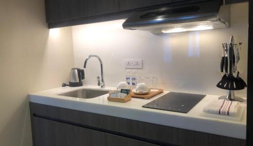 1 King Bed, Studio Room with Kitchenette
