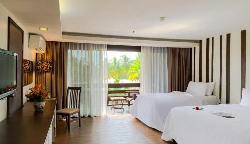 Standard Hill View One King Bed + One Single Bed