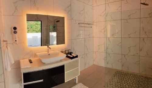 Twin Room with Pool View